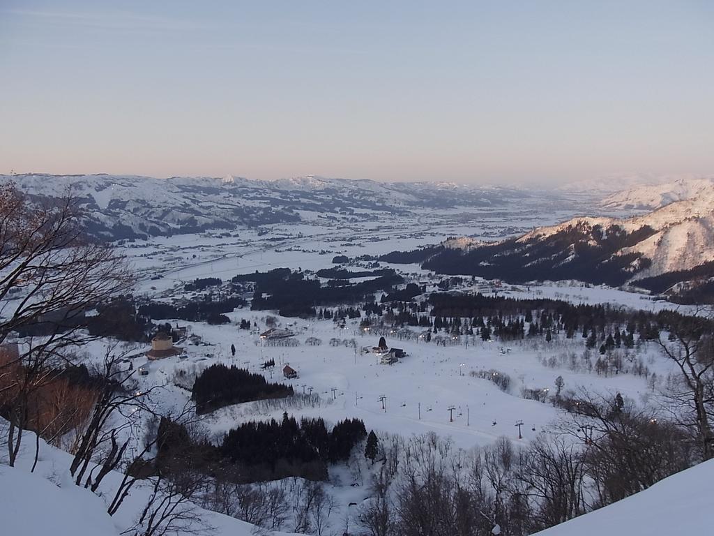 Hotel New Mondo Yuzawa  Dış mekan fotoğraf